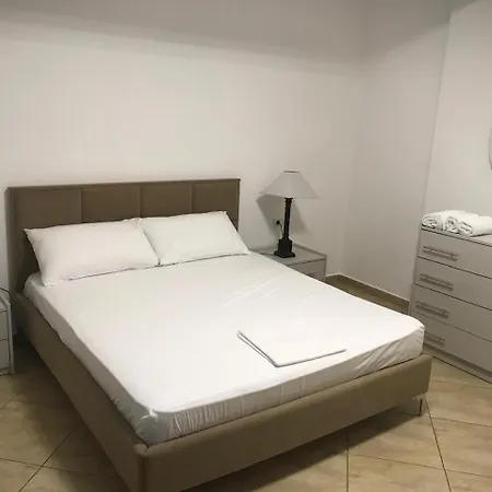 Apartment Bay 2